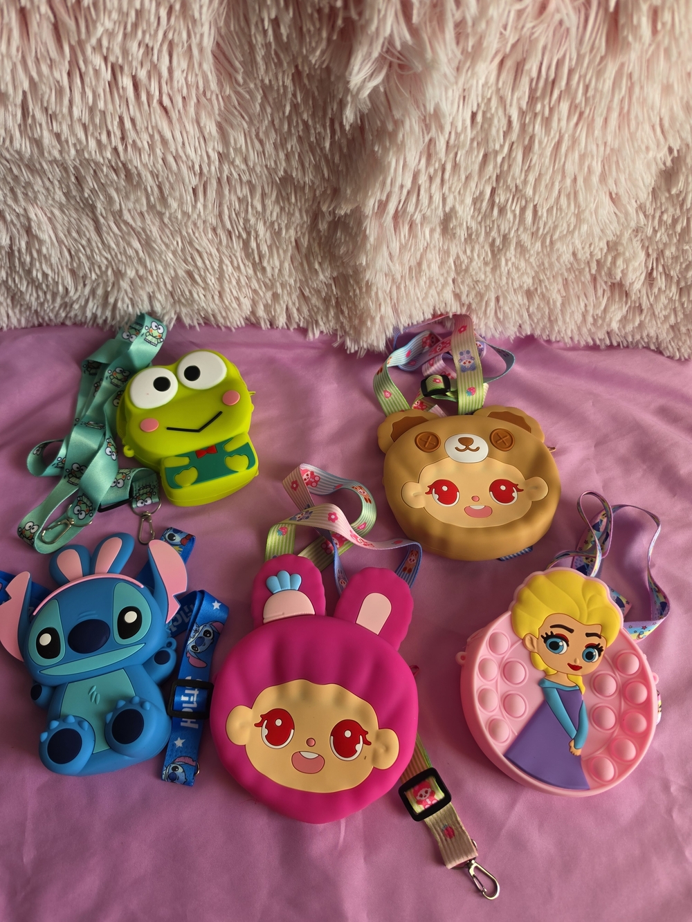 New 5-Piece Cute Cartoon Character Silicone Mini Crossbody Purse Bundle - Stitch